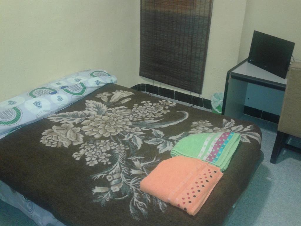 Room Star Аликанте Экстерьер фото